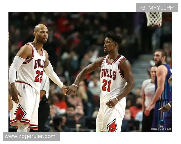 吉米巴特勒带领球队重返巅峰展现领袖魅力与不屈精神 吉米巴特勒带领球队重返巅峰展现领袖魅力与不屈精神