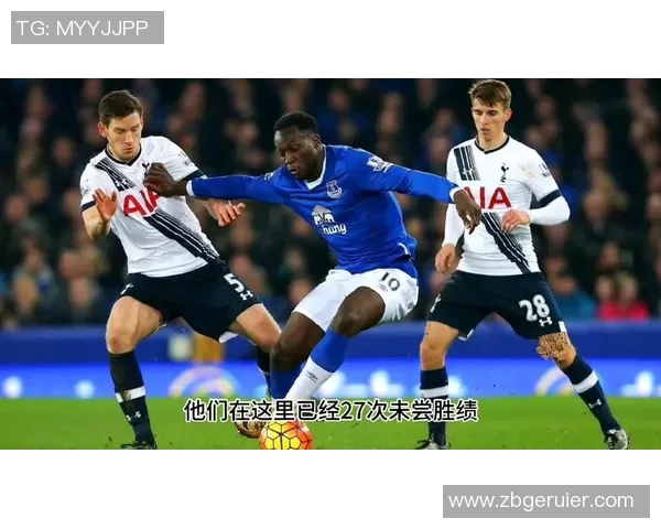 富勒姆与埃弗顿激战成和双方各取一分的精彩对决回顾 富勒姆与埃弗顿激战成和双方各取一分的精彩对决回顾