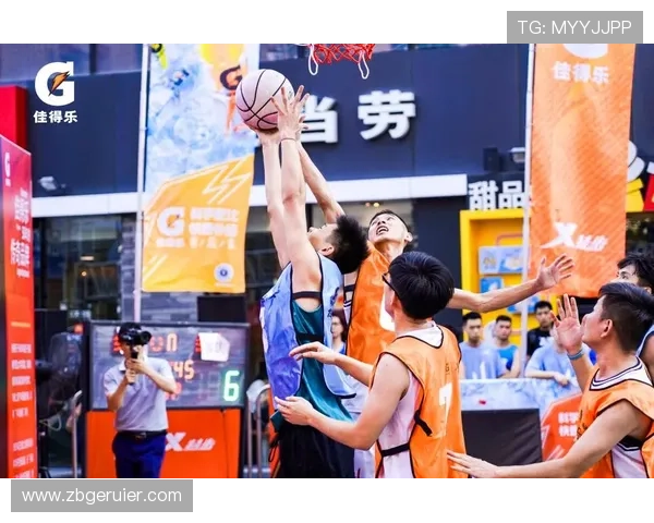 成都篮球队的崛起与挑战聚焦力量与团队精神的完美结合 成都篮球队的崛起与挑战聚焦力量与团队精神的完美结合